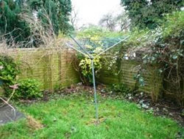 			2 Bedroom, 1 bath, 1 reception Flat			 Stanhope Avenue, FINCHLEY CENTRAL